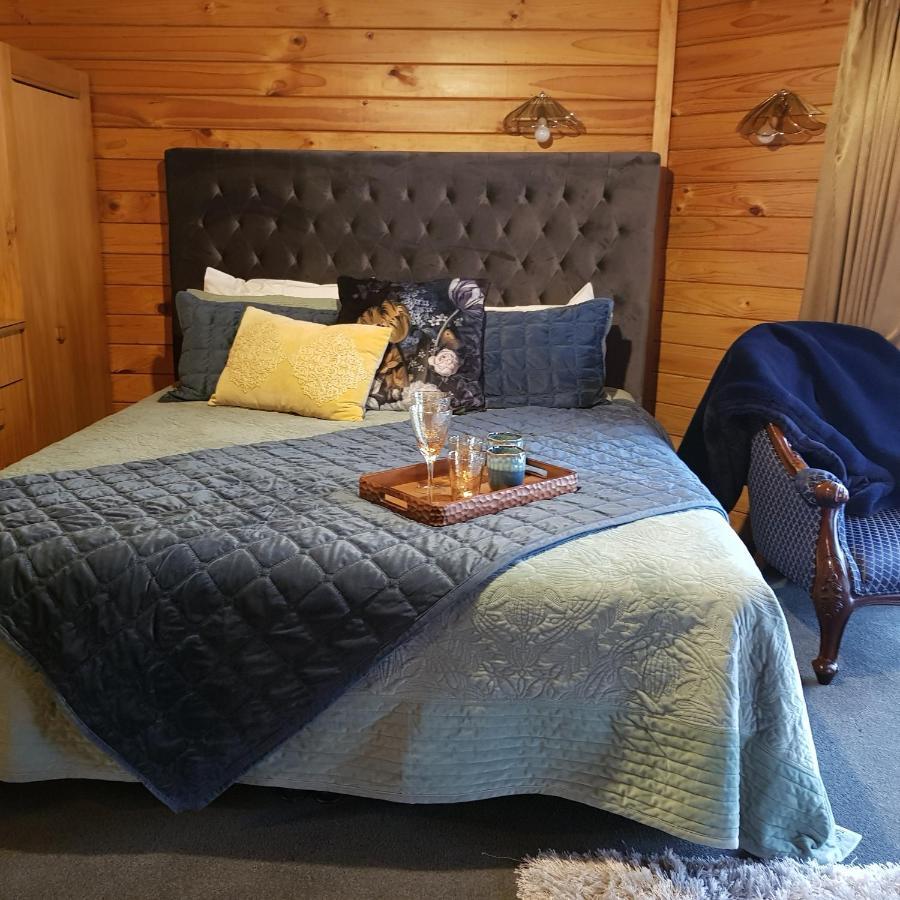 Alpine Lodge Motel Ханмер Спрингс Екстериор снимка